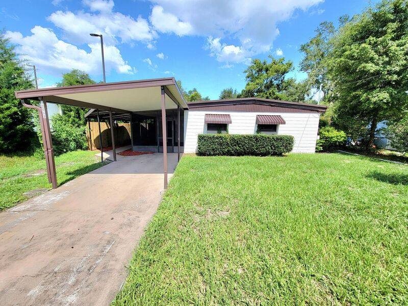 House for rent at 10649 Haverford Rd, Jacksonville, FL 32218