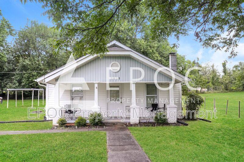 House for rent at 1615 Zeverly St, Winston Salem, NC 27127