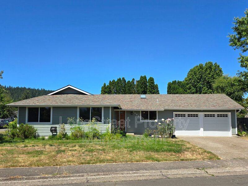 House for rent at 1495 NW Forestgreen Ave, Corvallis, OR 97330