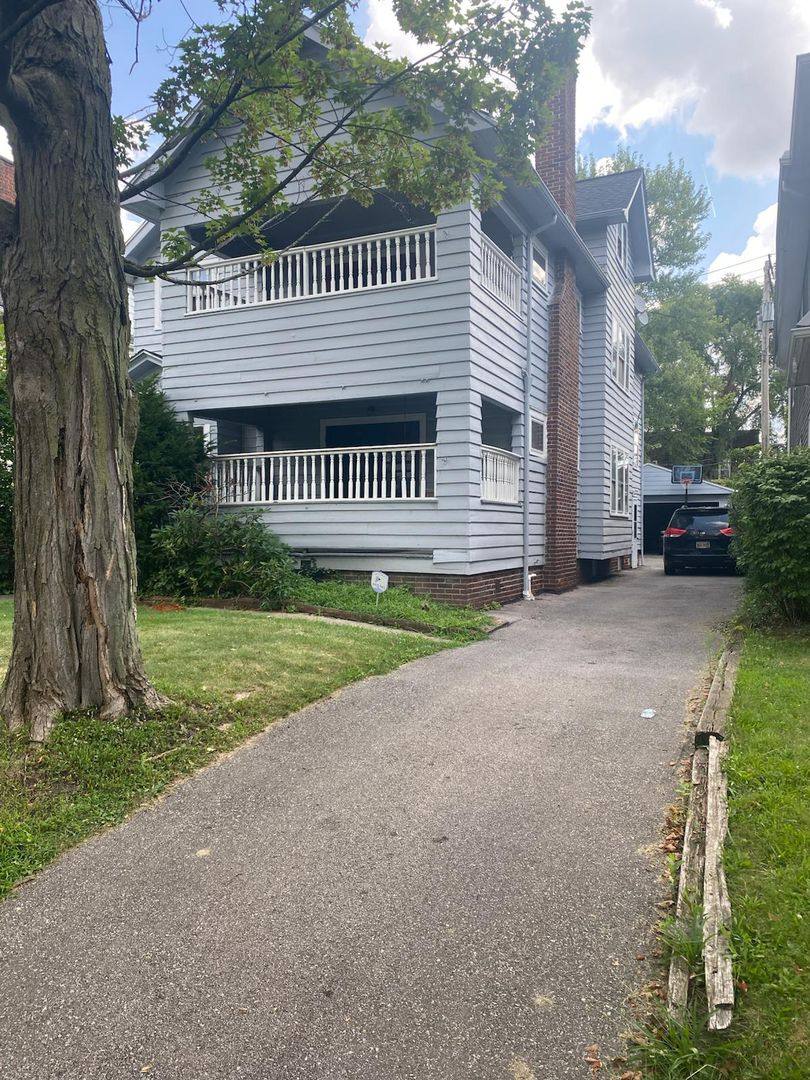 Apartment for rent at 2179 Edgewood Rd, Cleveland, OH 44118