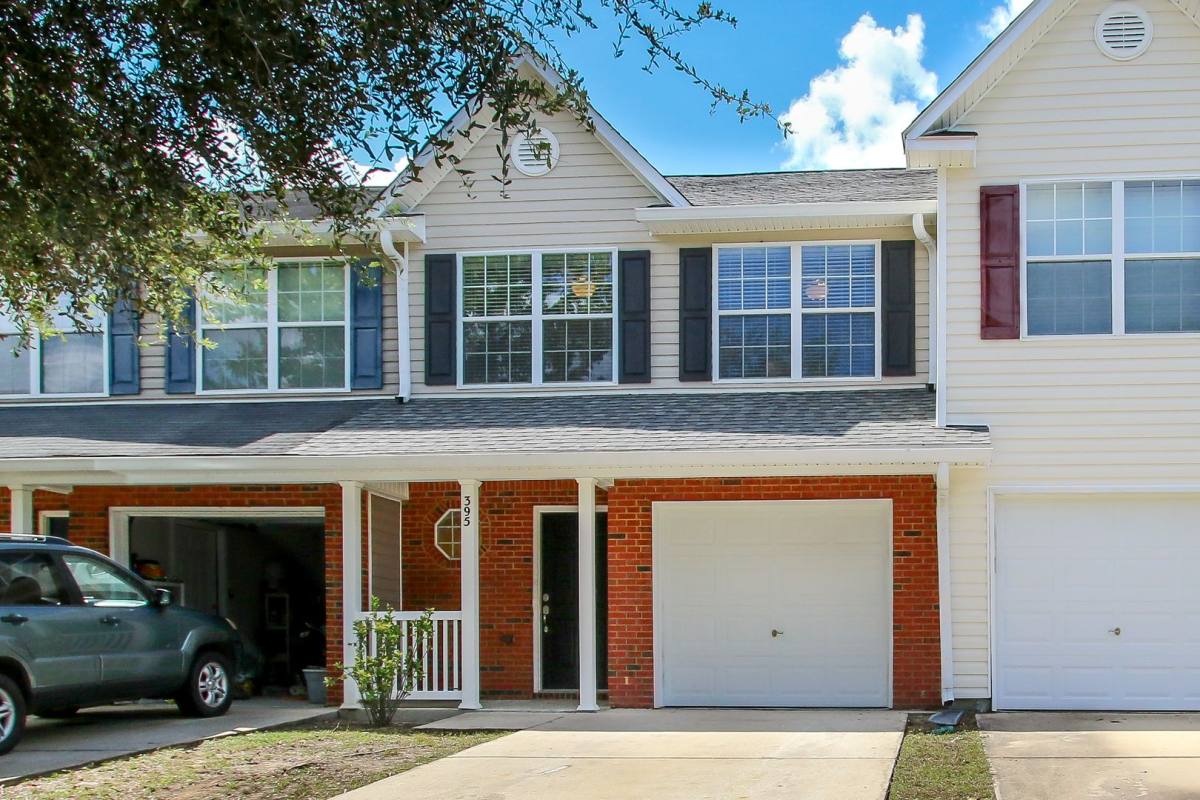 Townhouse for rent at 395 Crooked Pine Trail, Crestview, FL 32539