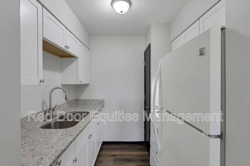Apartment for rent at 1442 Tiki Lane #1, Lancaster, OH 43130