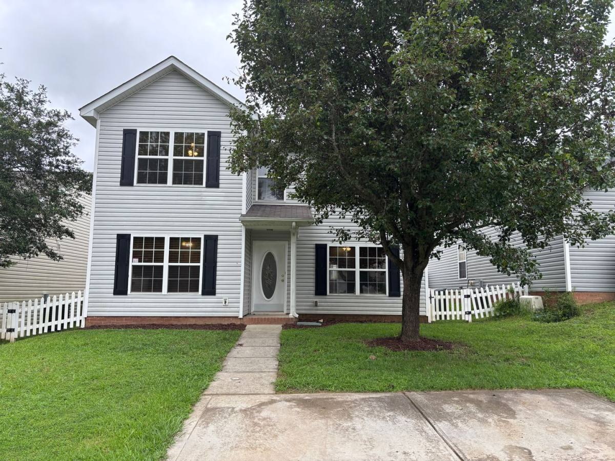 House for rent at 2032 Beckwith Lane, Waxhaw, NC 28173