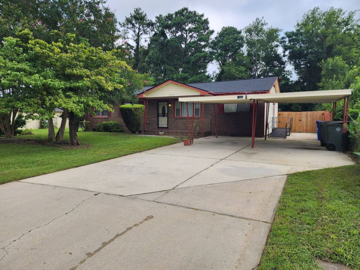 House for rent at 6222 Timberland Dr, Fayetteville, NC 28314