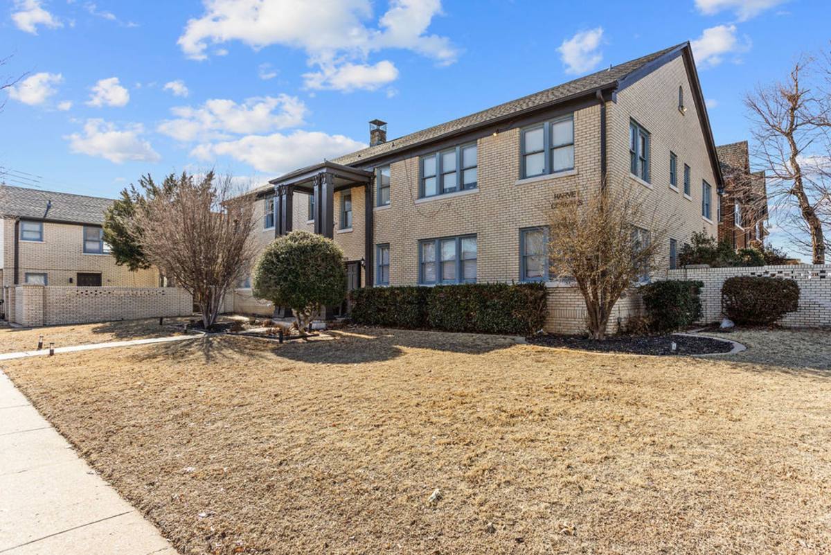 Apartment for rent at 2419 N Harvey, Oklahoma City, OK 73103
