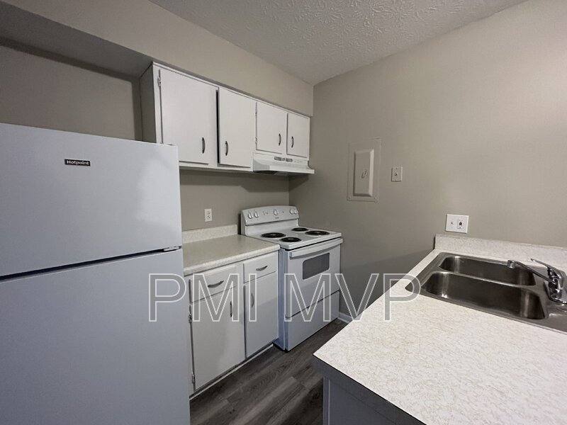 Apartment for rent at 822 Whitethorne Ave #822, Columbus, OH 43223
