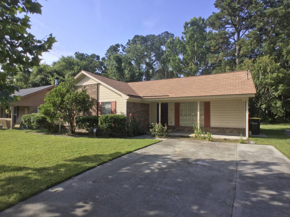 House for rent at 171 Greenbriar Court, Savannah, GA 31419