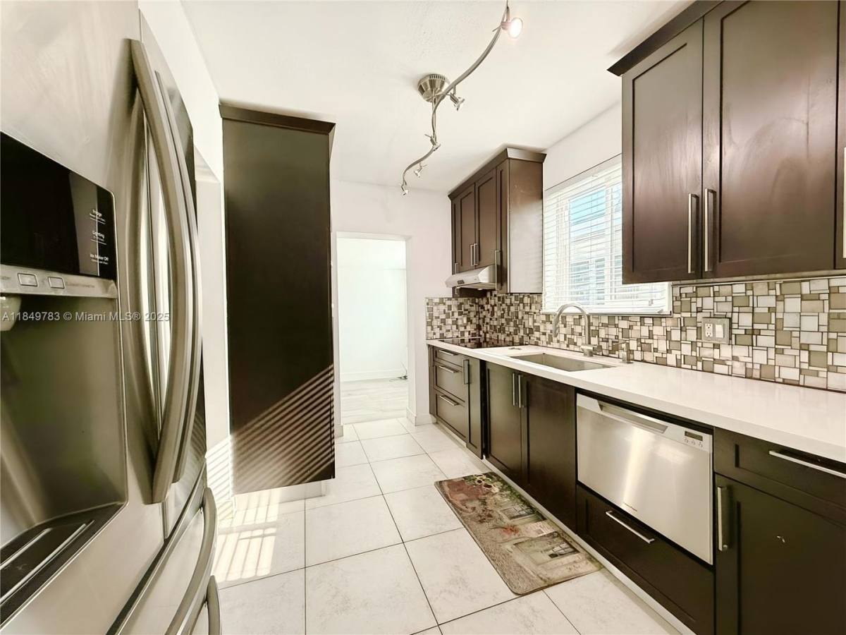 House for rent at 1500 SW 18th St, Miami, FL 33145