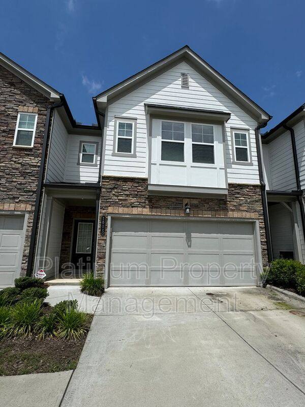 Townhouse for rent at 1005 Ramon Dr, Grayson, GA 30017