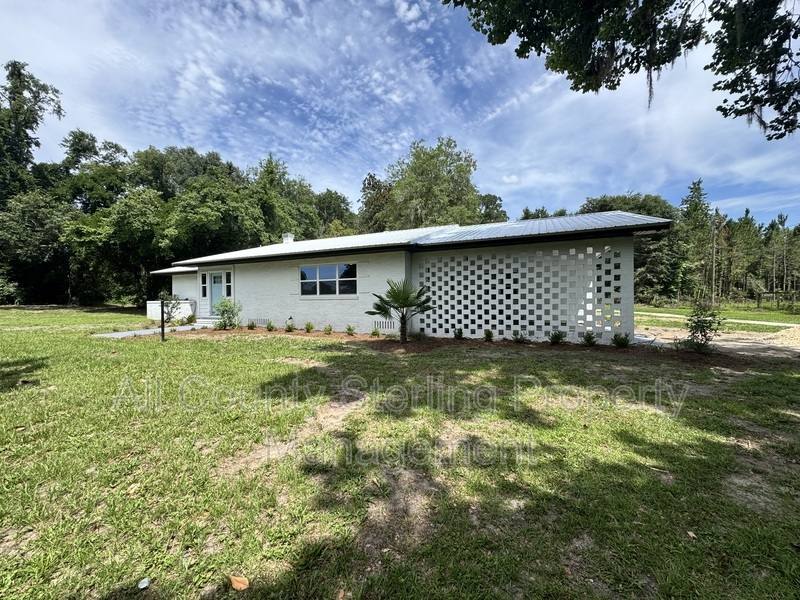 House for rent at 135 SW Bulldawg Glen, Lake City, FL 32024
