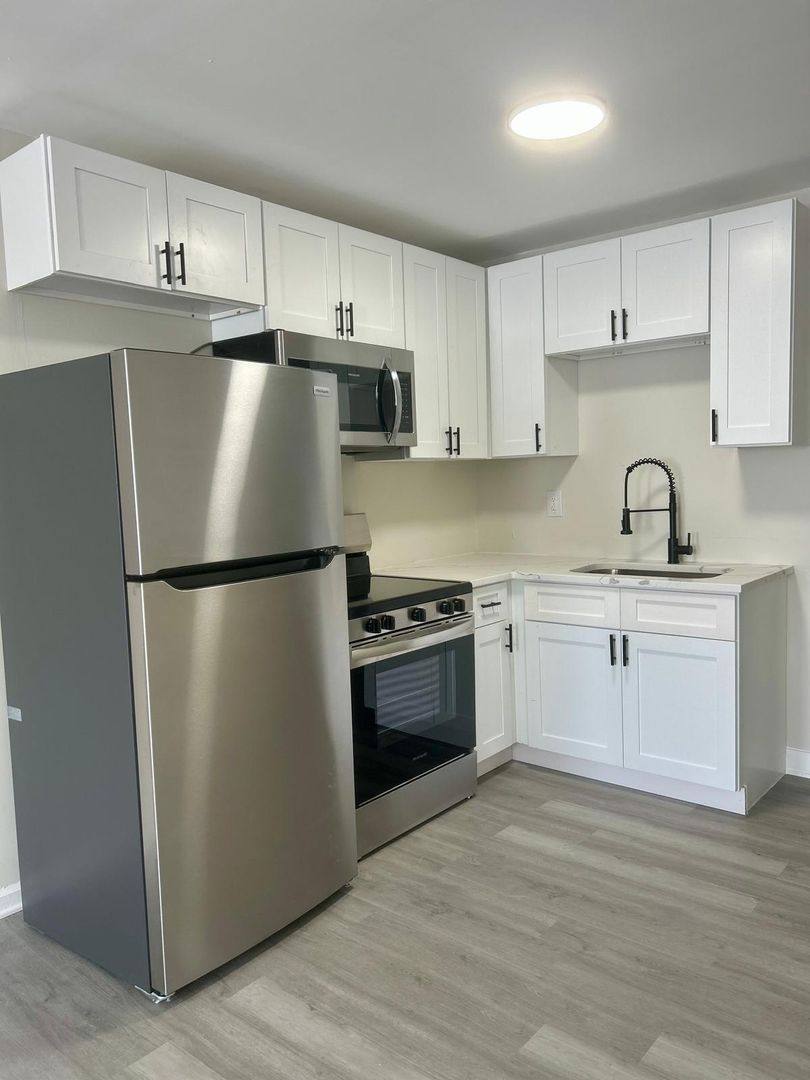 Apartment for rent at 18 69th St #3B, West New York, NJ 07093