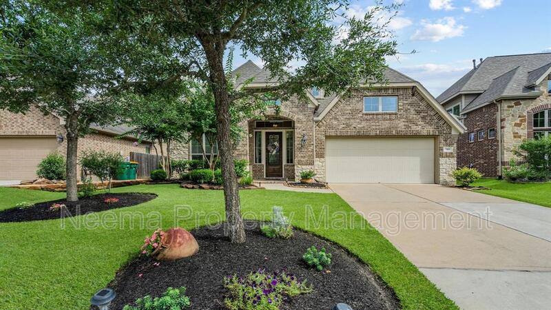House for rent at 315 Kinderwood Trail, Montgomery, TX 77316
