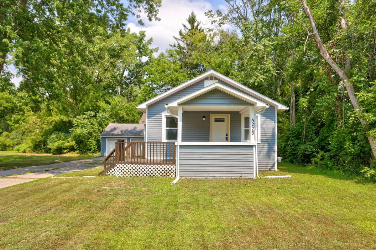 House for rent at 4228 Green St, Saginaw, MI 48638
