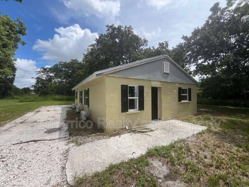 House for rent at 8170 State Rd 60 E, Bartow, FL 33830