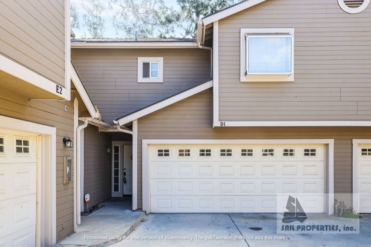 House for rent at 2210 Canyon Dr, Costa Mesa, CA 92627