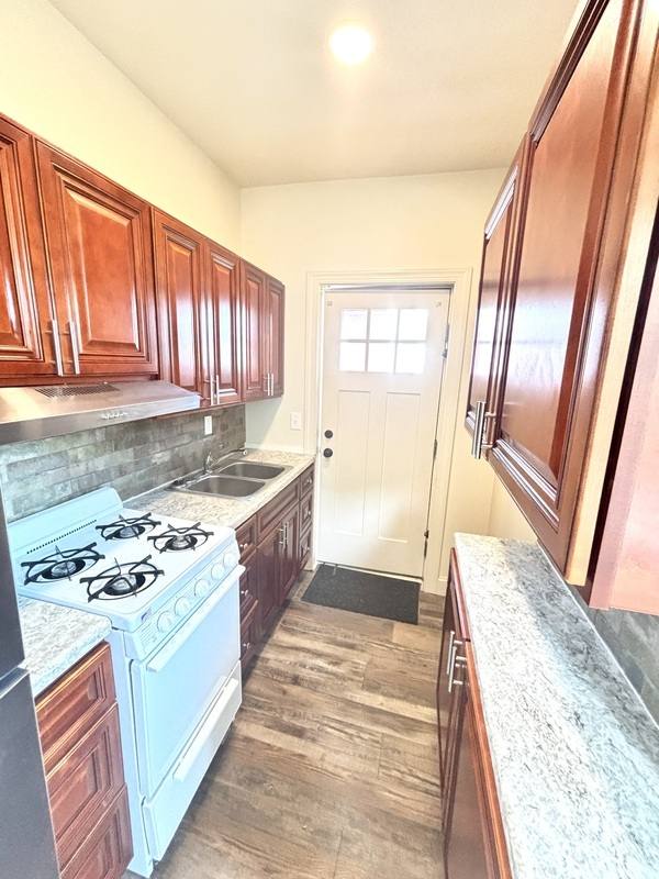 Apartment for rent at 227 E Clay St #3, Lancaster, PA 17602