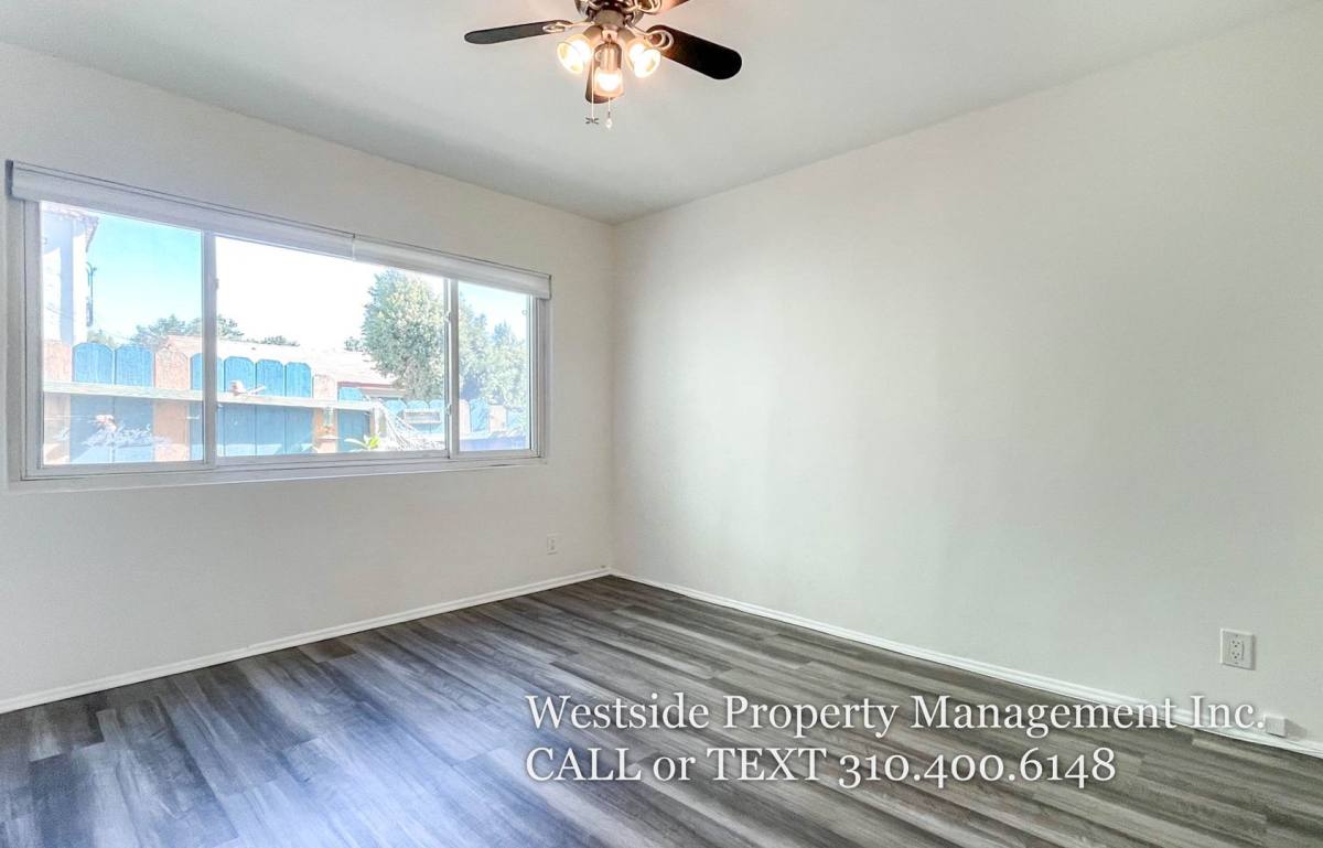 Apartment for rent at 134 Chautauqua Blvd #12, Santa Monica, CA 90402