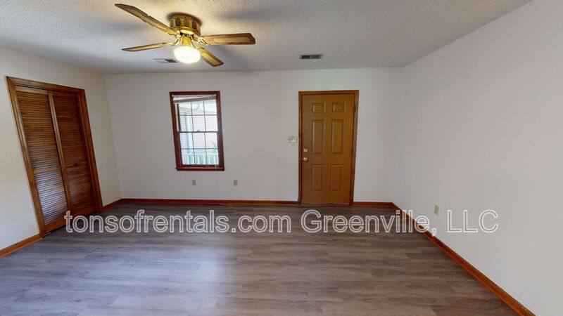 Apartment for rent at 119 Lacey Lane, Spartanburg, SC 29301