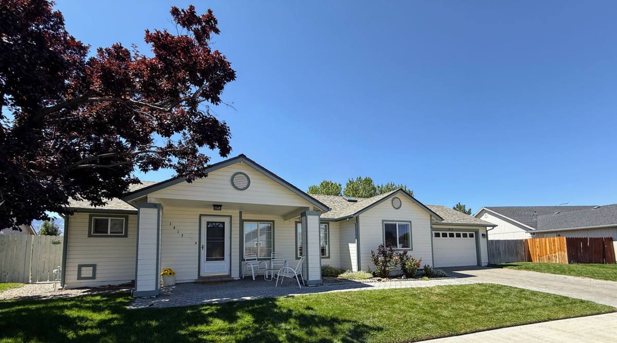 House for rent at 1413 Edlesborough Circle, Gardnerville, NV 89410