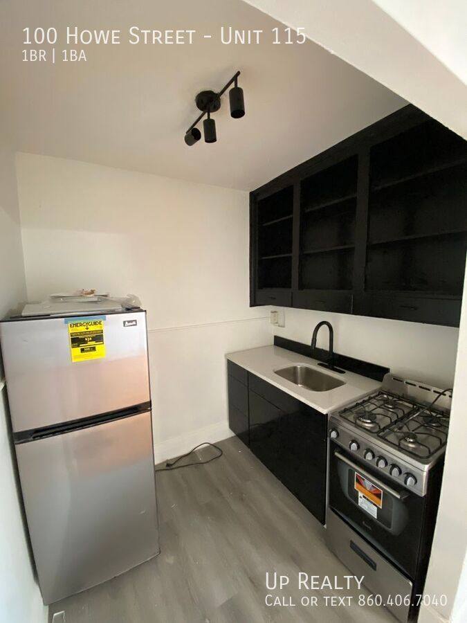 House for rent at 100 Howe St, New Haven, CT 06511