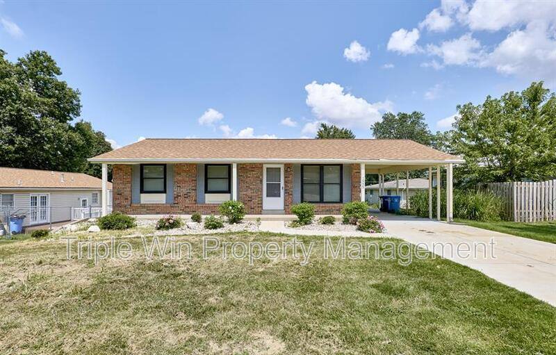 House for rent at 1955 Bobbinray Ave, Florissant, MO 63031
