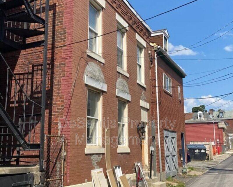House for rent at 1705 Tustin St, Pittsburgh, PA 15219
