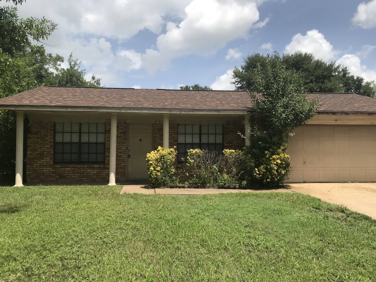 House for rent at 4012 Shawnee Circle, Bryan, TX 77807