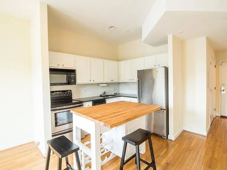 Apartment for rent at 1415 Chapin St NW #304, Washington, DC 20009