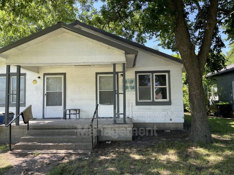 House for rent at 403 W 13th, Ada, OK 74820
