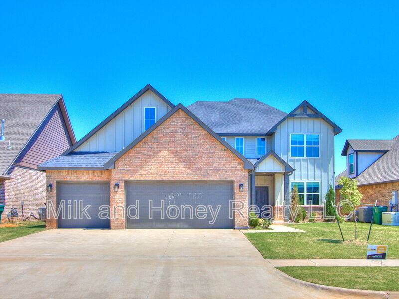House for rent at 3212 Hayven Circle, Yukon, OK 73099