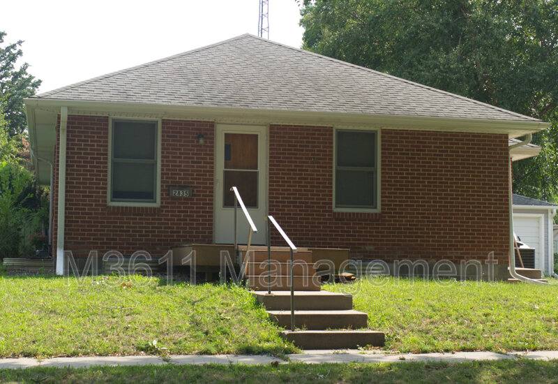 Apartment for rent at 2835 M St, Lincoln, NE 68510
