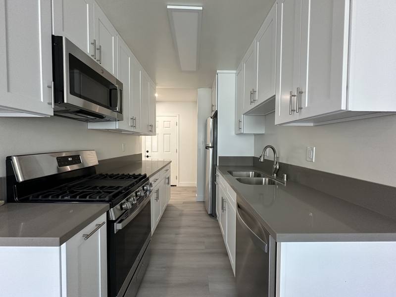 Apartment for rent at 245 W Stocker St #I, Glendale, CA 91202