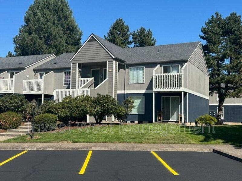 Apartment for rent at 1819 Kingsley Rd #18, Eugene, OR 97401