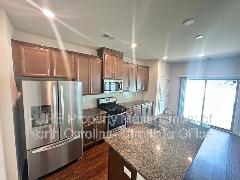 House for rent at 7025 Saltpeter St, Charlotte, NC 28215