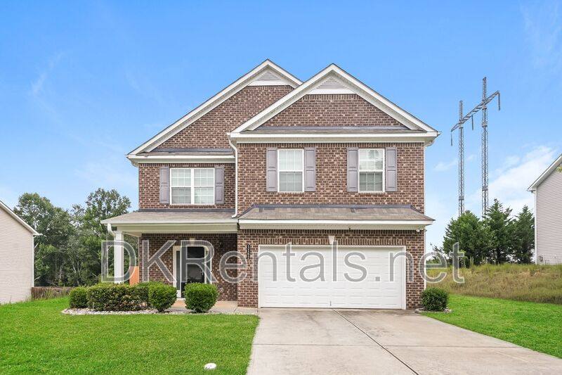 House for rent at 1162 Creek Top Rd, Loganville, GA 30052