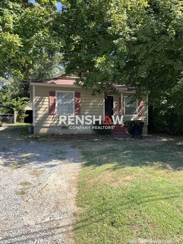 House for rent at 810 Tibbs St, Dyersburg, TN 38024