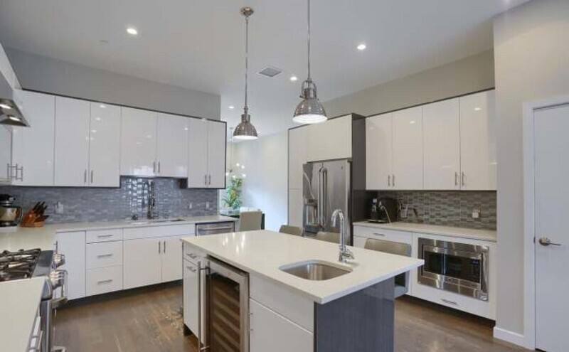 Townhouse for rent at 114 Quarry St, Philadelphia, PA 19106