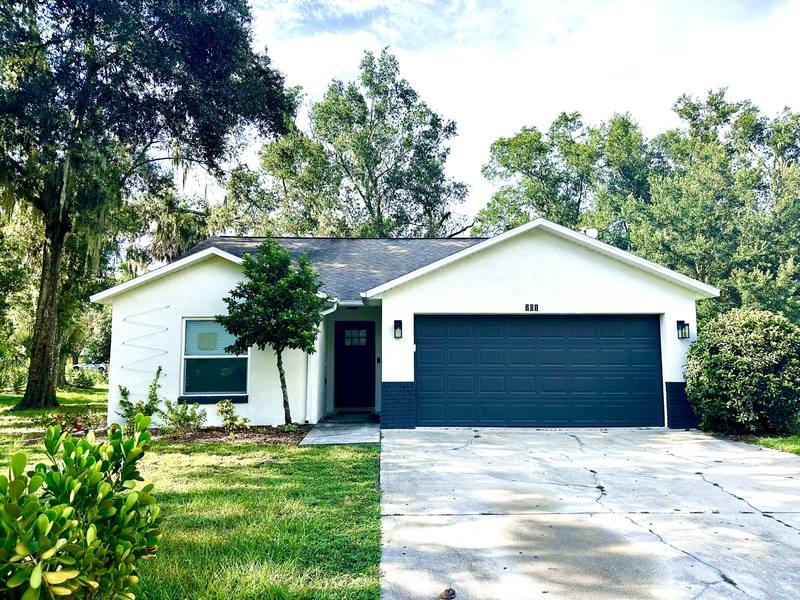 House for rent at 701 Grant Ave, Mount Dora, FL 32757