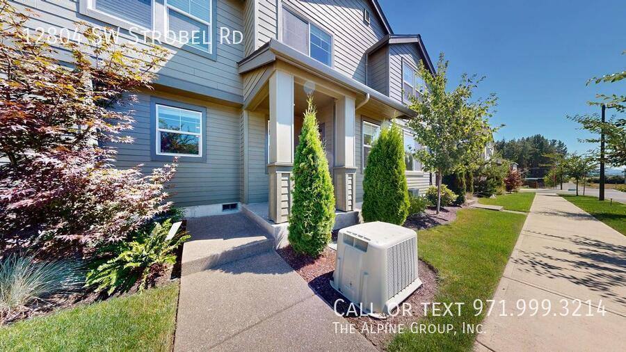 Townhouse for rent at 12804 SW Strobel Rd, Beaverton, OR 97007