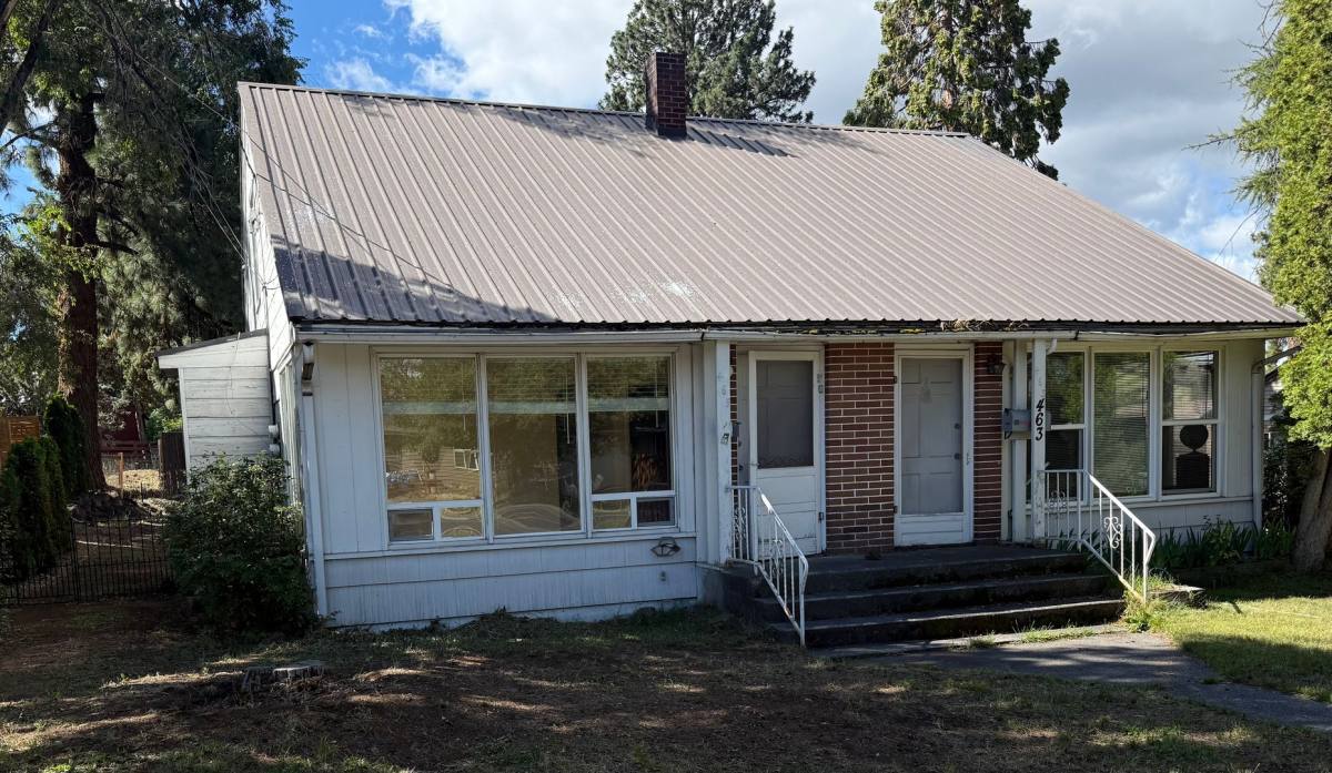 Apartment for rent at 463 & 465 NE Franklin Ave, Bend, OR 97701