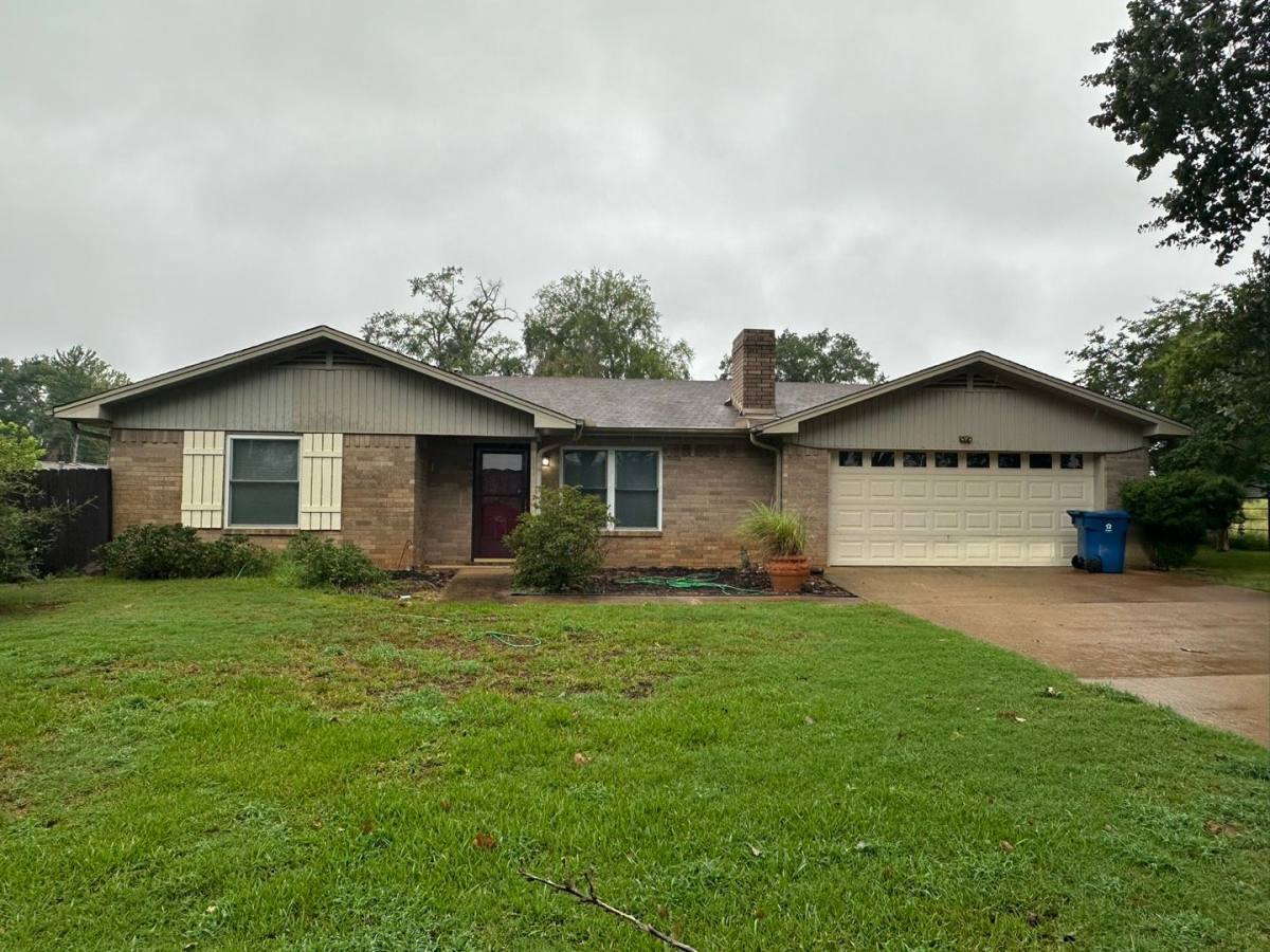 House for rent at 501 Sycamore St, Whitehouse, TX 75791