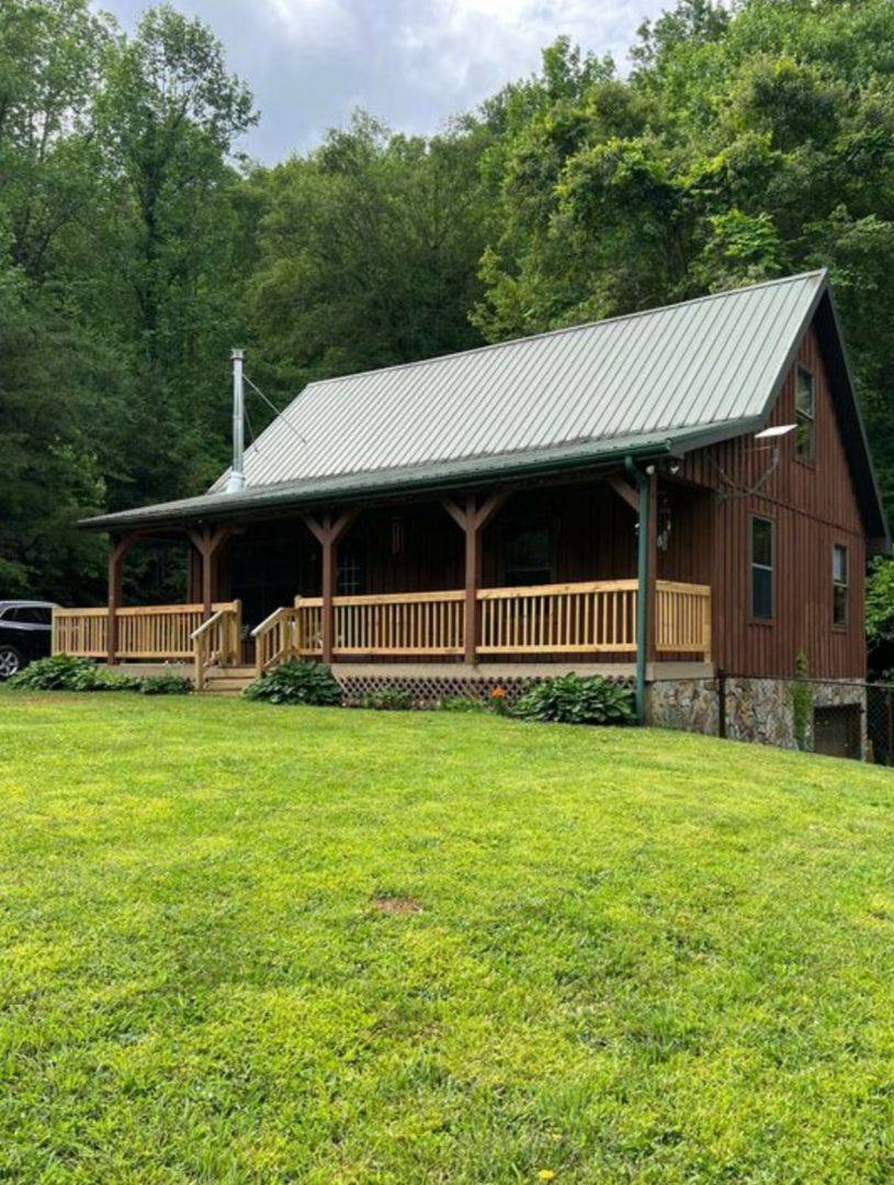 House for rent at 13660 Asheville Highway, Greeneville, TN 37743