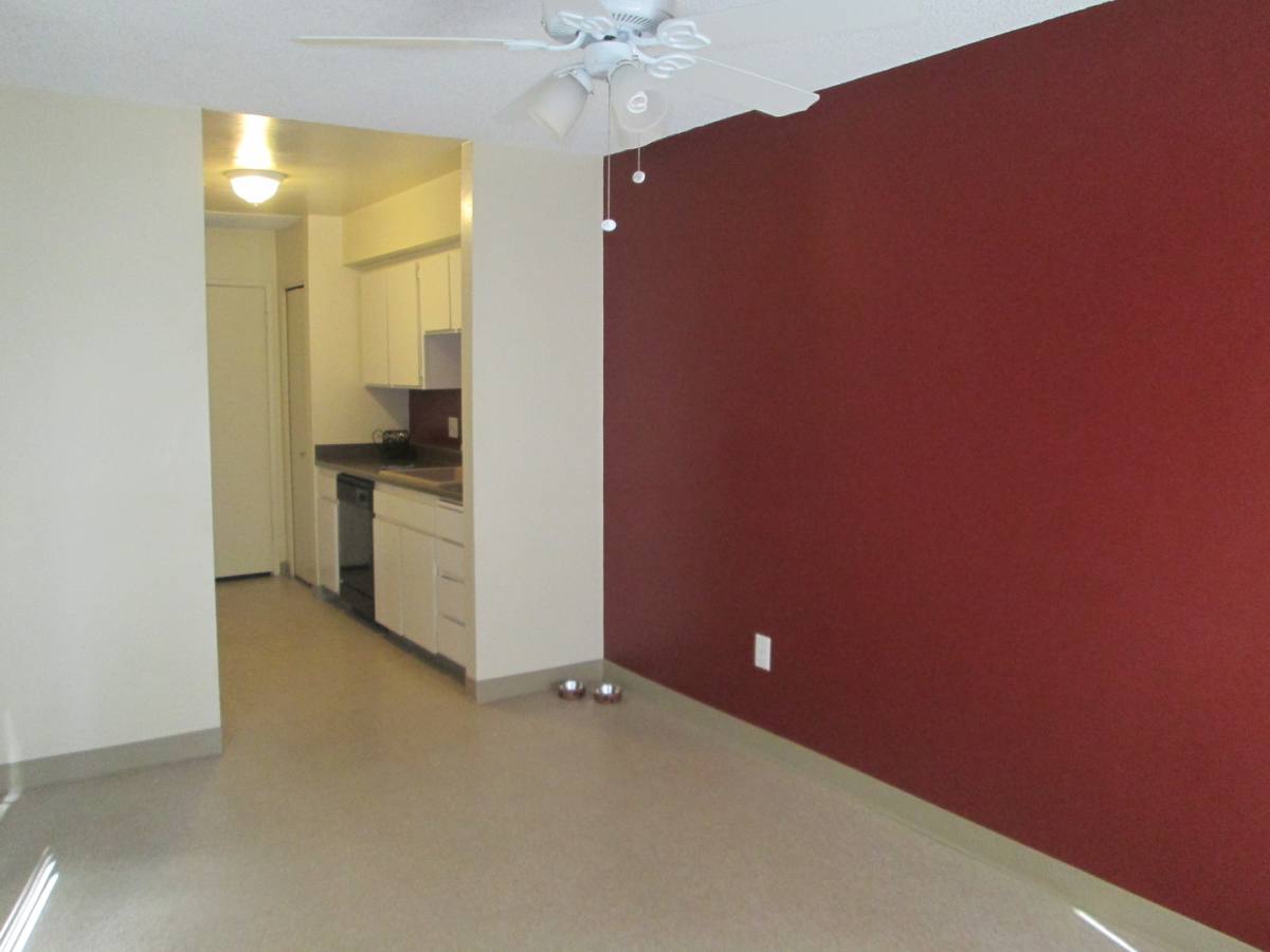 Townhouse for rent at 2401 Eric Way, Bakersfield, CA 93306