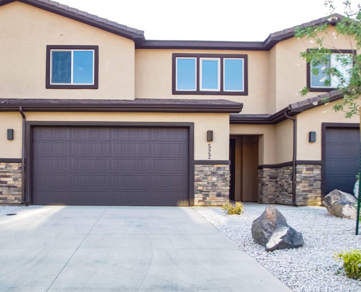 Townhouse for rent at 482 W 540 N, Hurricane, UT 84737