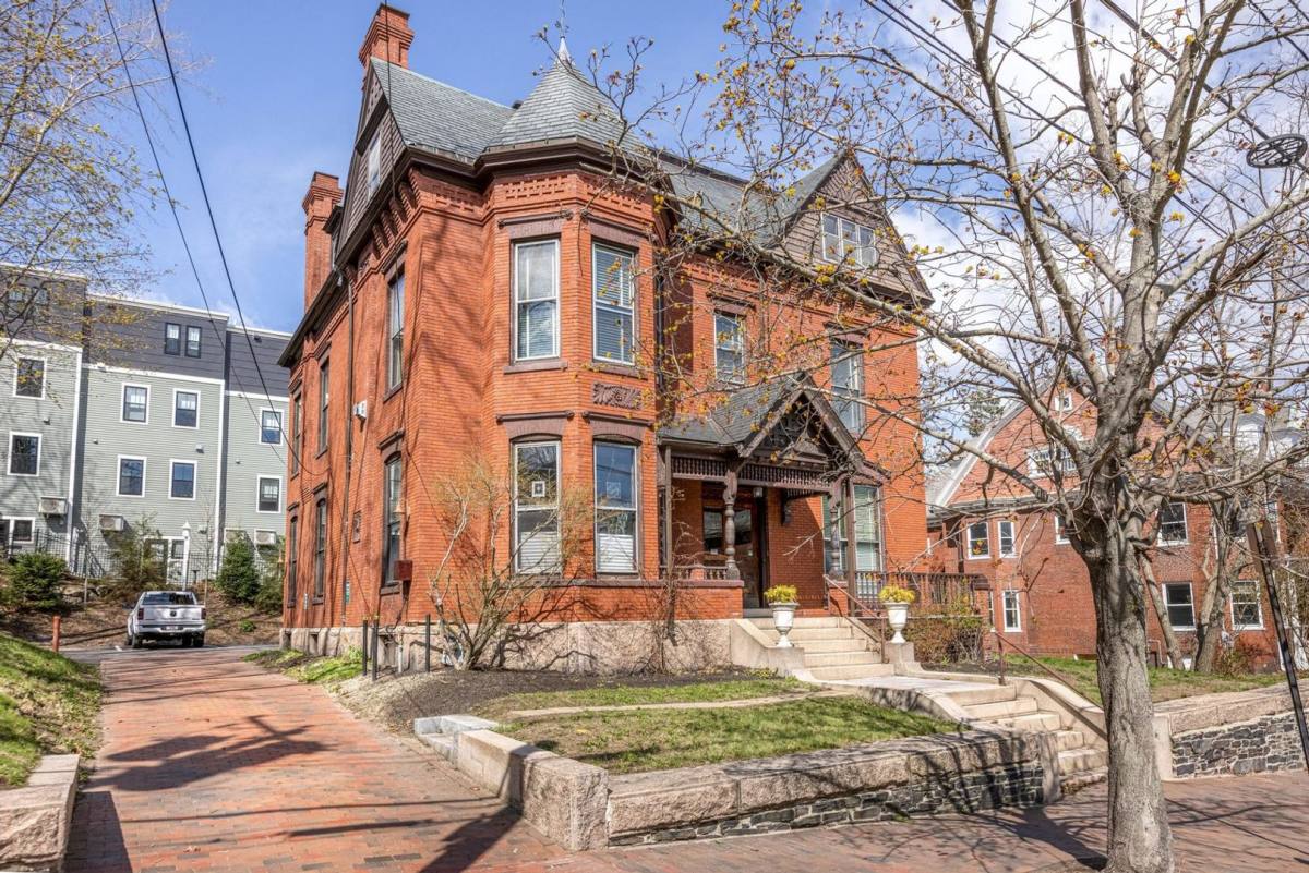 Apartment for rent at 24 Mellen St, Portland, ME 04101