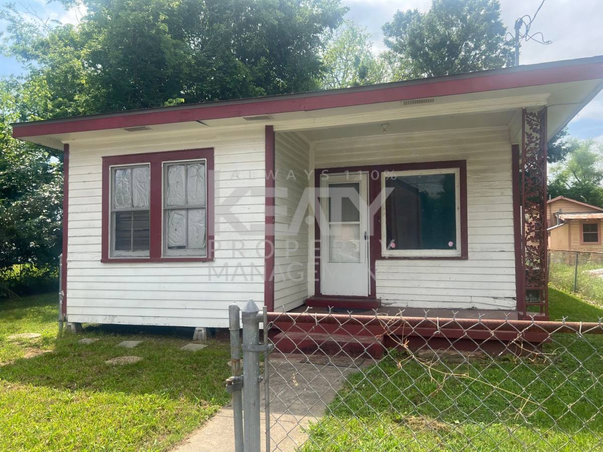 House for rent at 308 12th St, Lafayette, LA 70501