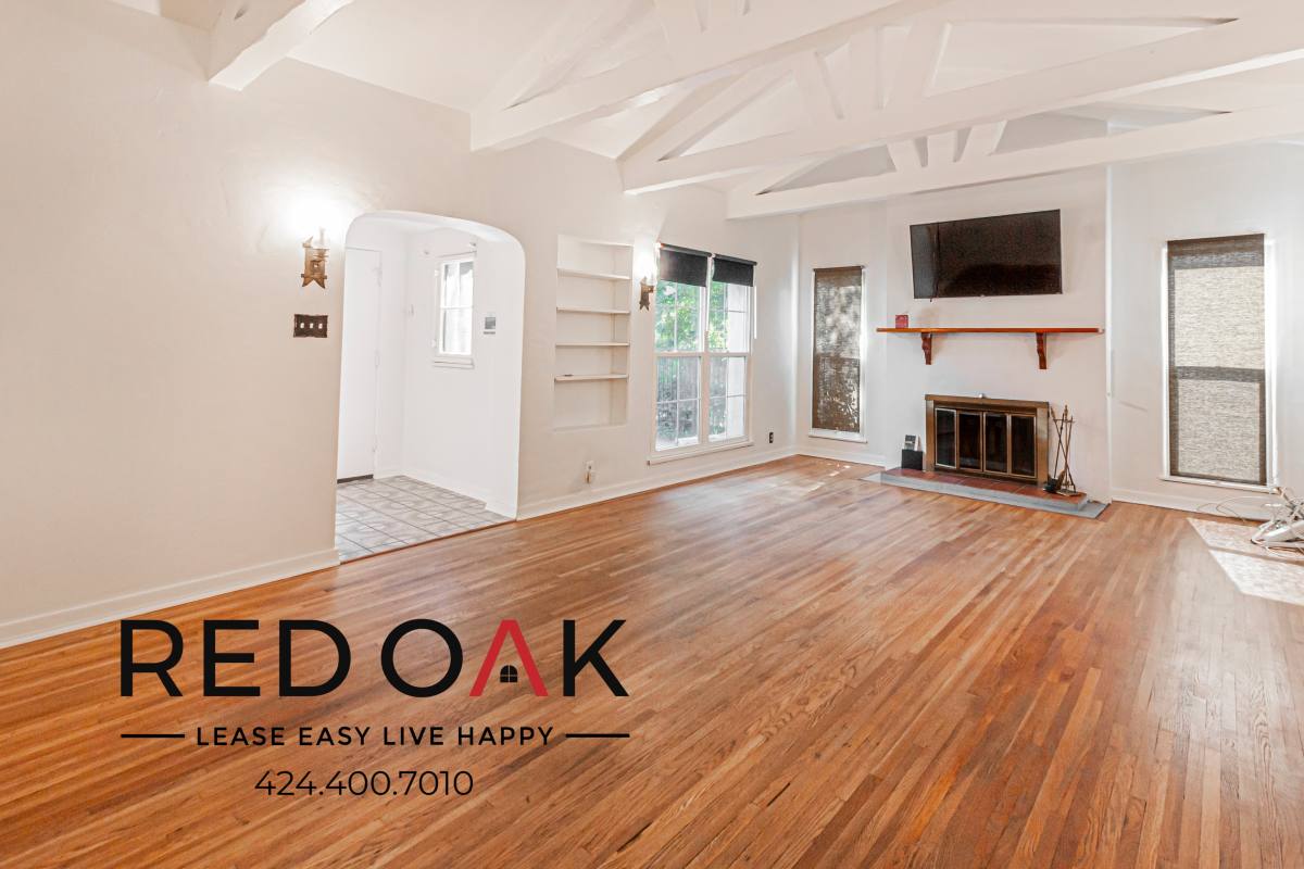 Condo for rent at 11151 Sarah St, North Hollywood, CA 91602