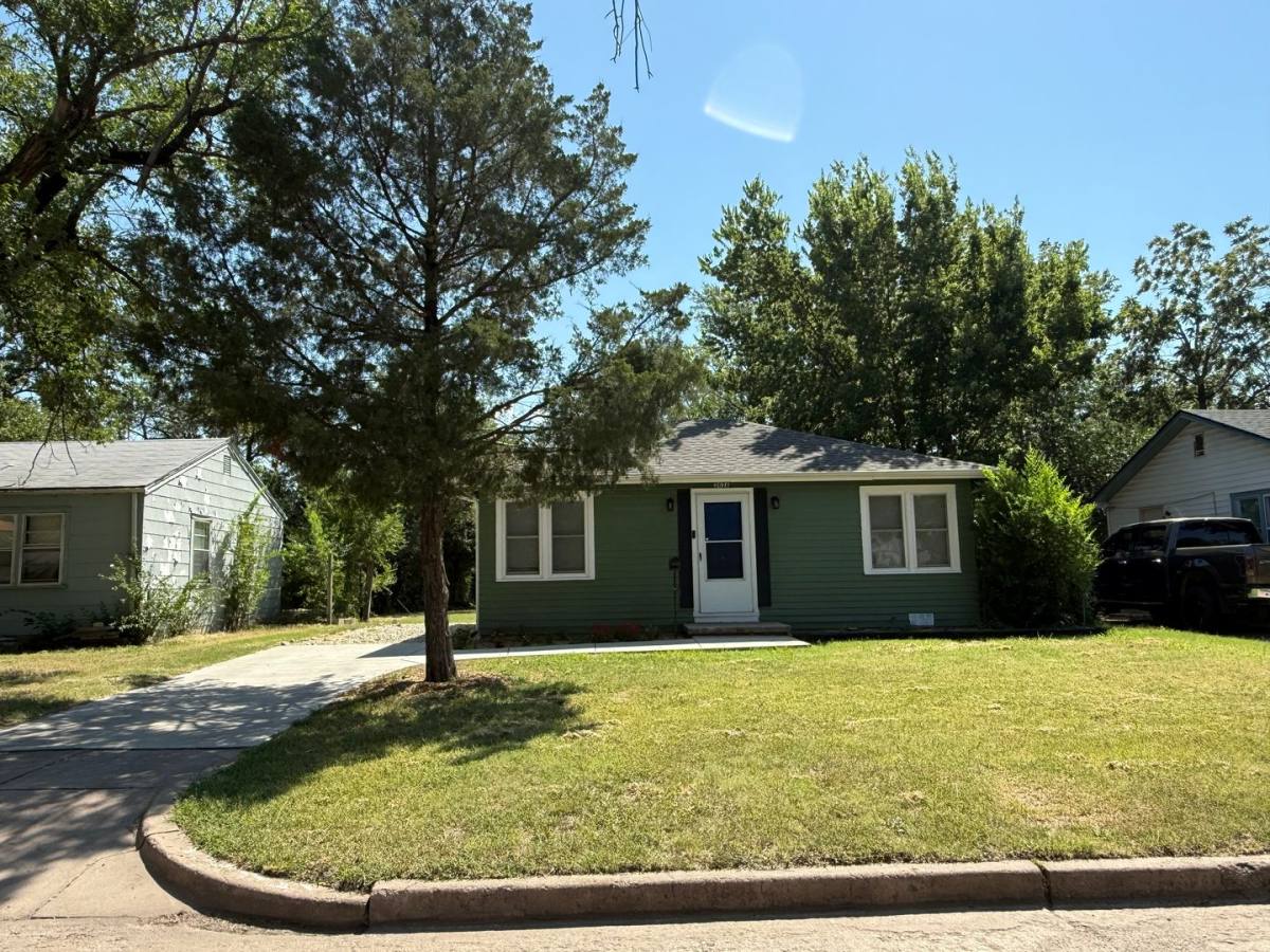 House for rent at 2026 N Minnesota Ave, Wichita, KS 67214