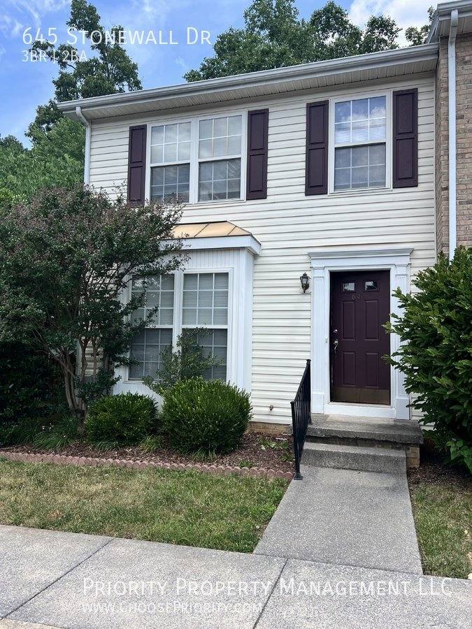 Townhouse for rent at 645 Stonewall Dr, Harrisonburg, VA 22801