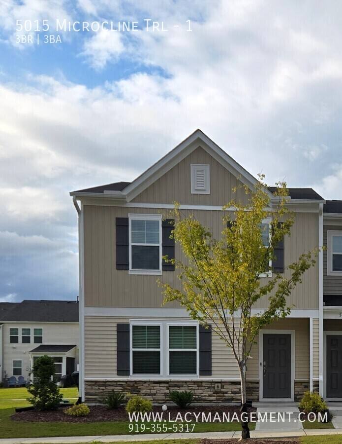 Townhouse for rent at 5015 Microcline Trail #1, Raleigh, NC 27610